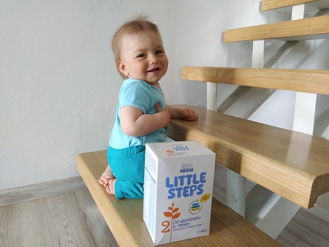 Miminko s kojeneckou výživou Little Steps