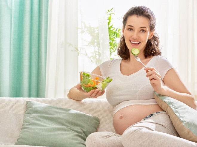 Nestlé Baby Stravování kojících a těhotných Nestlé Baby Stravování kojících a těhotných